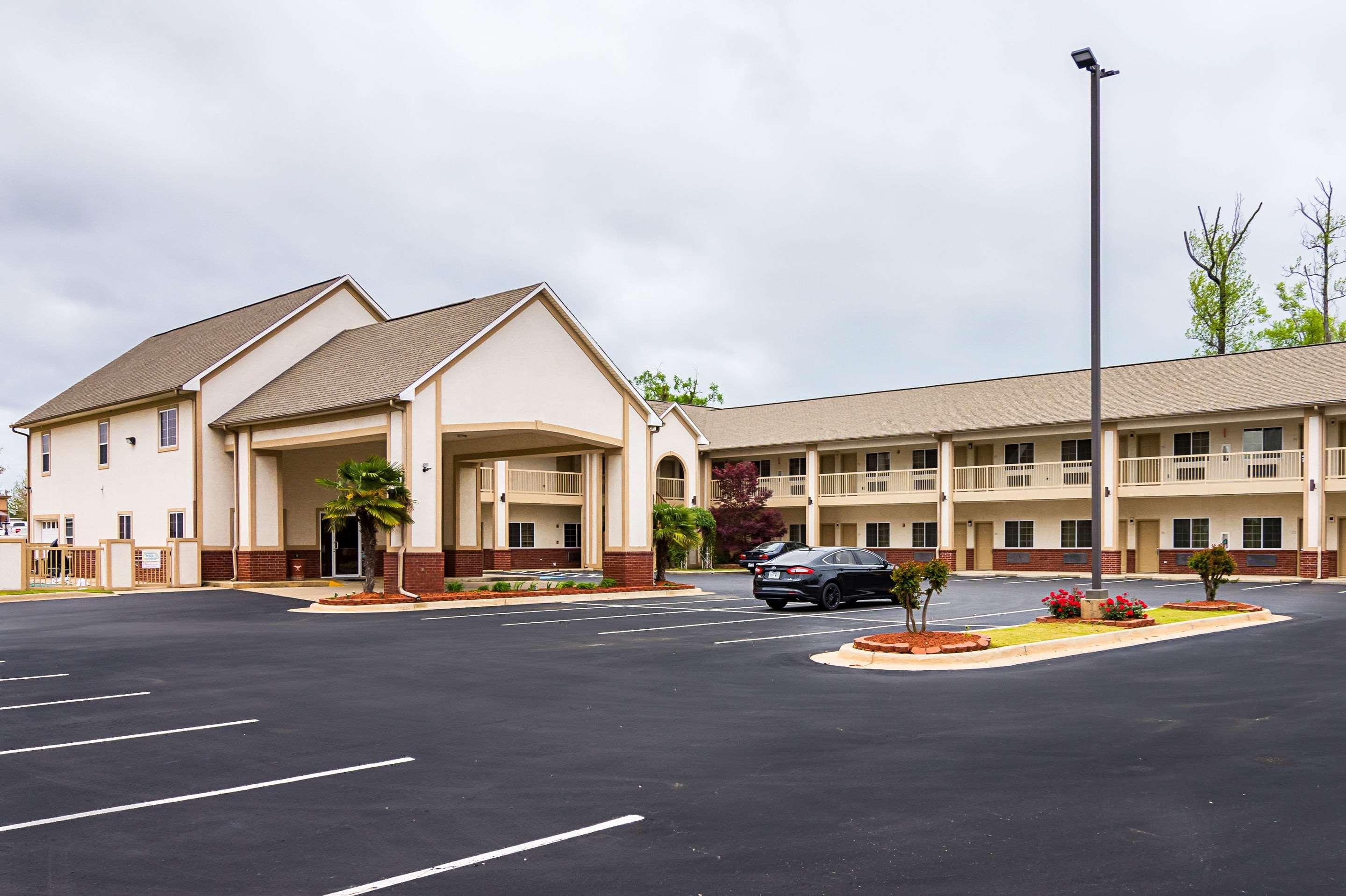 Econo Lodge Inn & Suites Bryant Luaran gambar