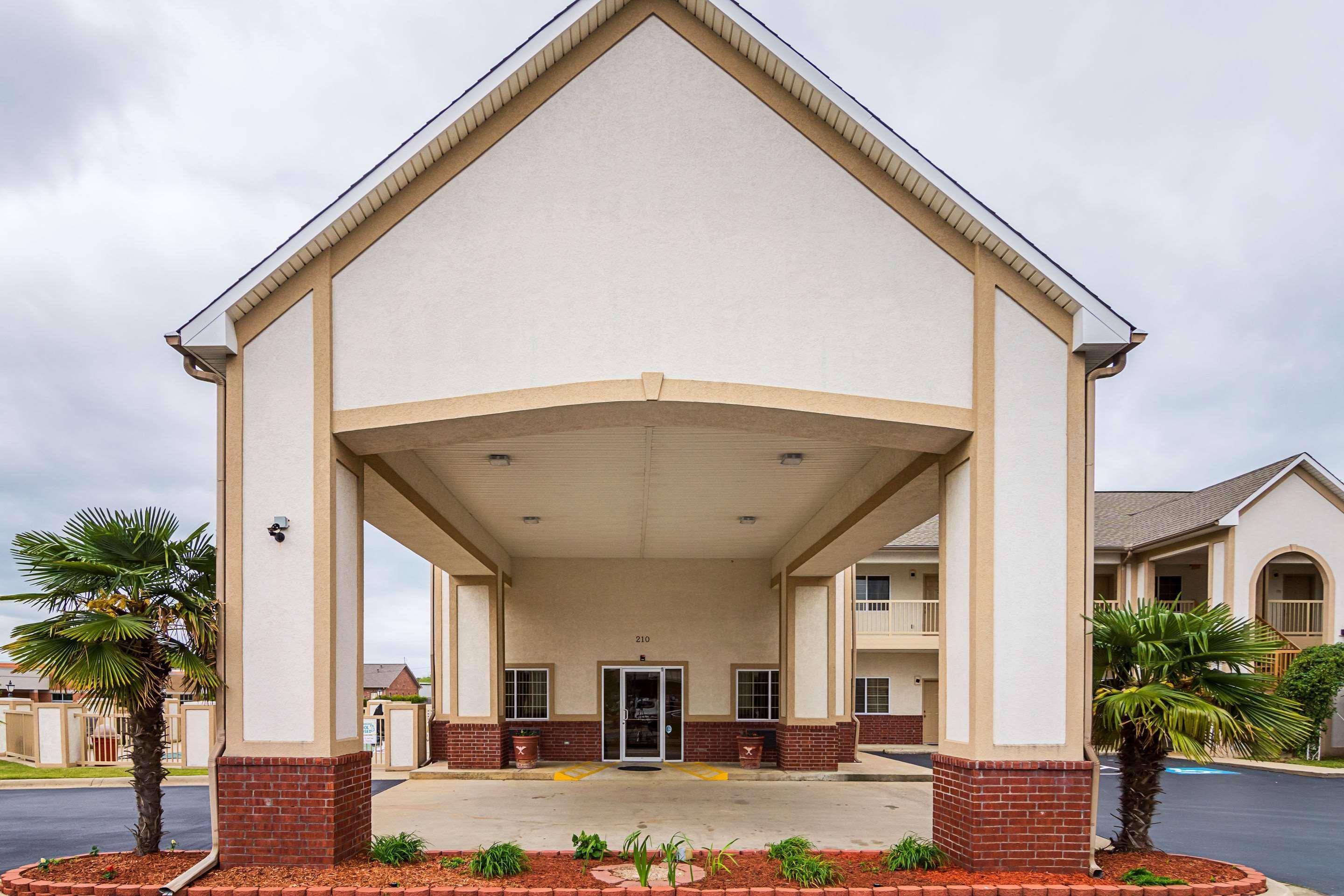 Econo Lodge Inn & Suites Bryant Luaran gambar