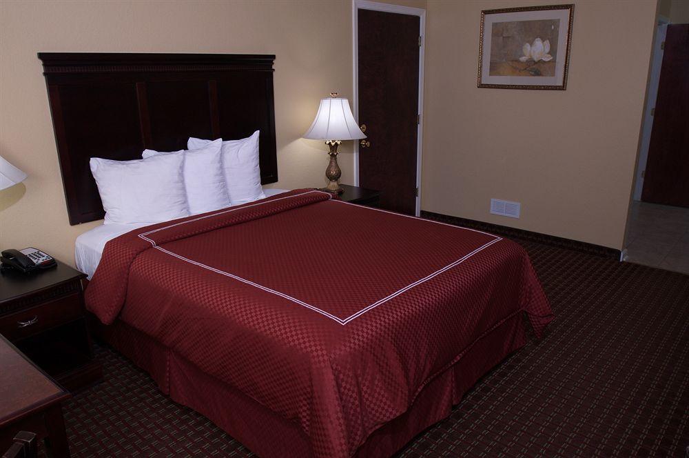 Econo Lodge Inn & Suites Bryant Luaran gambar